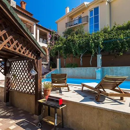 Biba Сasa de vacaciones Pula