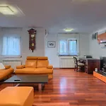 Vikendica Biba *